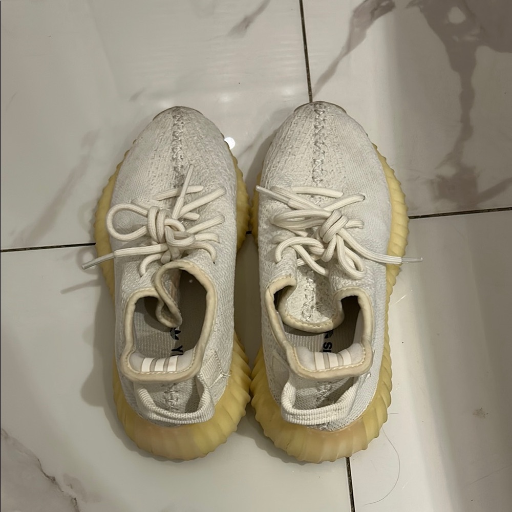 Adidas Yeezy Boost 350 V2 Cream White Sneakers